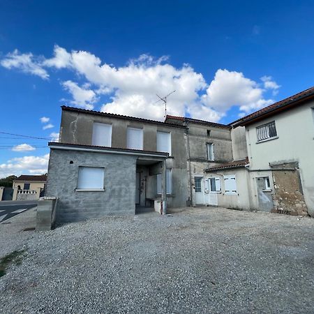 180B - Duplex T2 Tout Confort - Wifi Netflix Le Gond-Pontouvre Εξωτερικό φωτογραφία