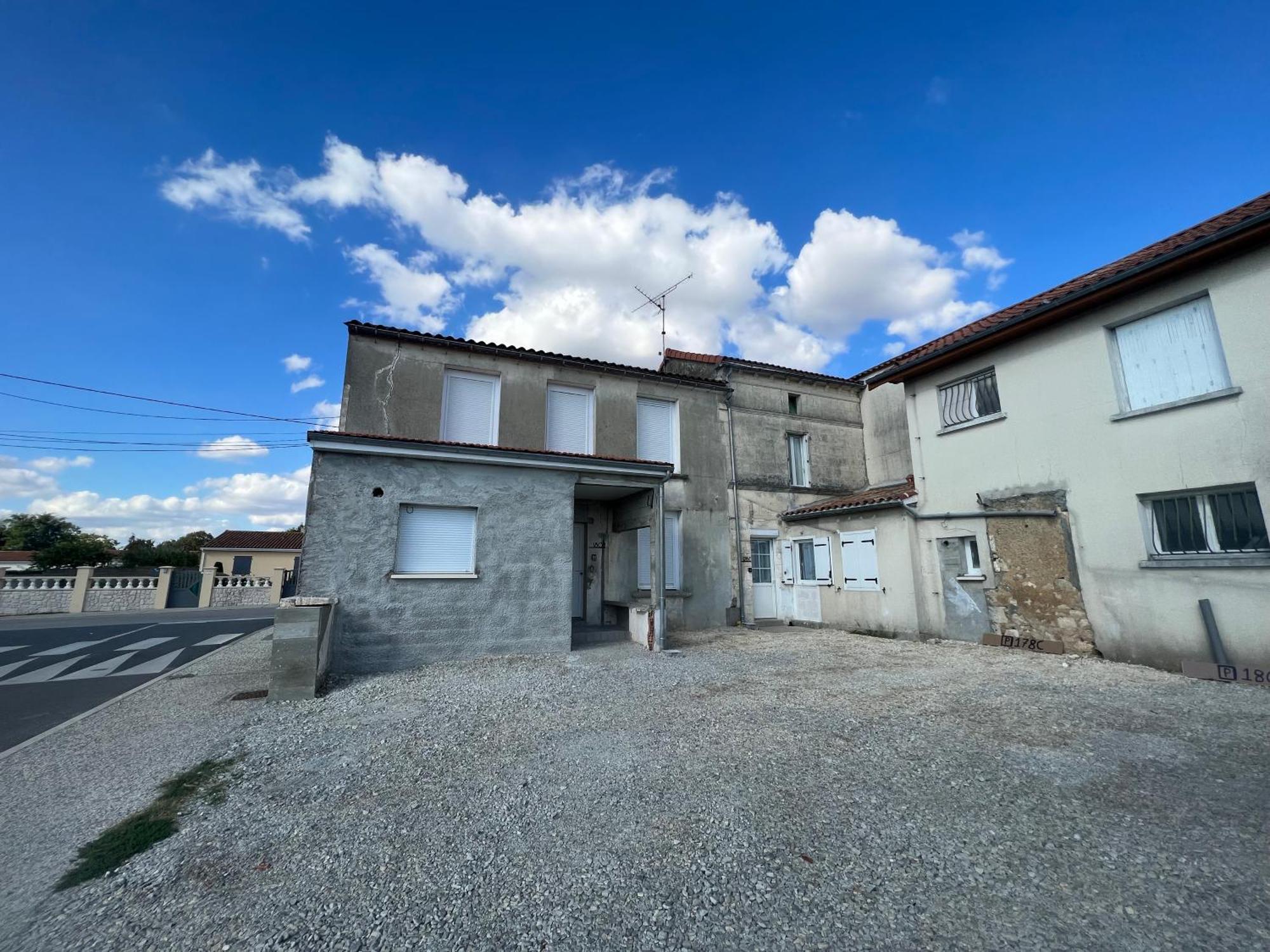 180B - Duplex T2 Tout Confort - Wifi Netflix Le Gond-Pontouvre Εξωτερικό φωτογραφία